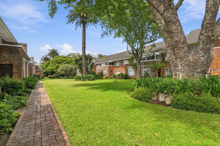 2 Bedroom Property for Sale in Kenilworth Western Cape